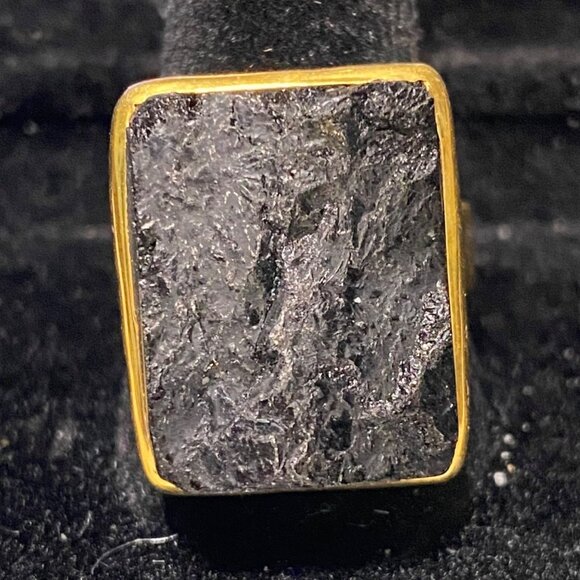 Ring Raw Possibly Obsidian Size 9 Rectangle Gold Over Sterling Silver 925 ISJ - Picture 1 of 14